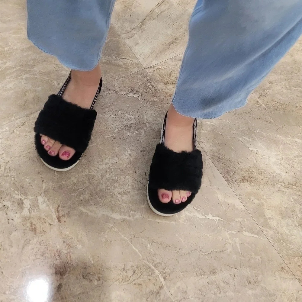 Koolaburra By UGG Fuzz'n II Faux Fur Sandals - Picture 3 of 12